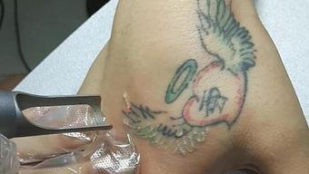 纹身过程视频教程,跟随视频教程学习纹身技巧