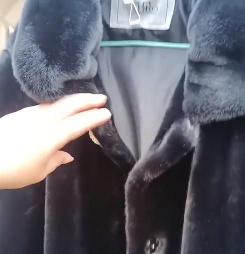 买貂视频,揭秘热门买貂视频背后的时尚秘密