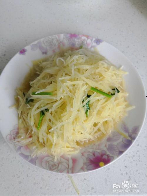 醋溜土豆丝的做法视频,一招学会醋溜土豆丝，口感爽脆，酸辣开胃